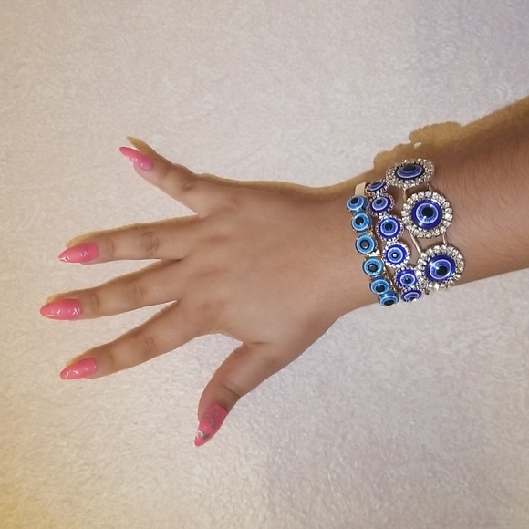 Evil eye bracelets - Picture 4 of 5